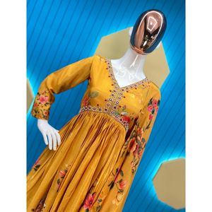 ชุดคลุมด้านล่างปักลายกระจกสำหรับงานปักลายแถบผ้า Chinon สีเหลือง - Product Image 2