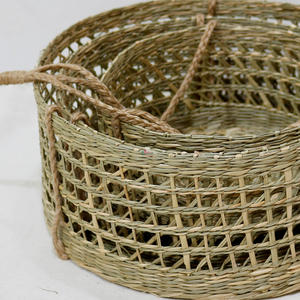 Artex Dong Thap Vietnam Matière première en jonc de mer et jacinthe d'eau séchée, pot suspendu fait main, modèle BH5800A-1NA - Product Image 3