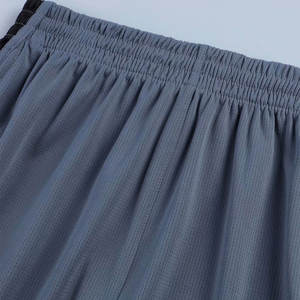 Conjunto de Uniforme Clásico de Baloncesto para Equipos |   Tela Deportiva Premium The Talent Sports |   Diseño de Verano Personalizable 100% Poliéster - Product Image 6