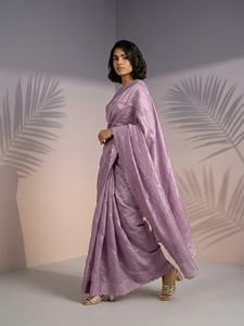 Sari en soie de framboise pure brodé pour femme Elite Weaves avec travail Leheriya et bordure à sequins, fabriqué en Inde - Product Image 4