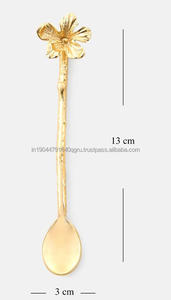Juego de 4 piezas de cuchara de té con mango de diseño de flor dorada hecha a mano de lujo - Product Image 3