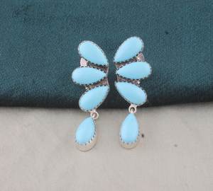 Pendientes Colgantes Hechos a Mano de Plata de Ley 925 con Turquesa Sleeping Beauty, Diseño de Flor con Racimo de Piedras Múltiples y Forma de Lágrima - Product Image 5