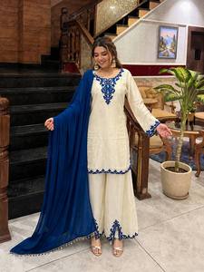 Vestido Tradicional Indio-Pakistaní de Algodón Blanco con Bordado Azul, Corte Regular, Largo hasta la Rodilla, Conjunto Informal para Mujer, Secado Rápido - Product Image 1
