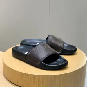 Pantuflas de Cuero Genuino Unisex de Lujo, Impermeables, Transpirables, Antideslizantes, Cómodas y a la Moda para el Hogar - Product Image 3