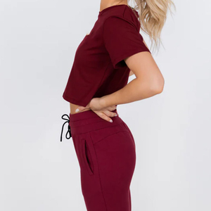 Women's <b>Maroon</b> T-Shirt Short Sleeve O-Neck Solid Knitted Breathable Casual <b>Top</b> Spring Summer Slim Fit With Pockets - Product Image 1