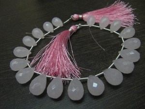 Cuentas de Cuarzo Rosa en Forma de Lágrima de 10x14mm, Facetadas, Tipo Briolette, Hilo de 8 Pulgadas - Product Image 3