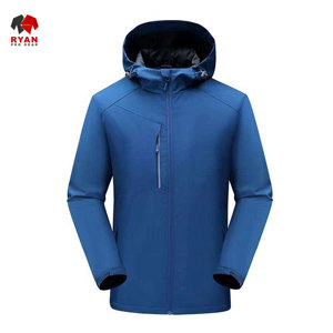 แจ็คเก็ตซอฟต์เชลล์แบบมีฮู้ดสำหรับผู้ชาย ยี่ห้อ Ryan Pro Gear ออกแบบตามสั่ง ปิดด้วยซิป พร้อมโลโก้แบบกำหนดเอง - Product Image 4