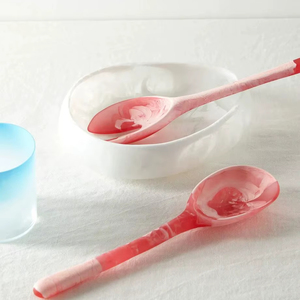 Bol de service en résine à motifs décoratifs avec ensemble de cuillères pour des réceptions sophistiquées, améliorant l'expérience d'accueil - Product Image 1