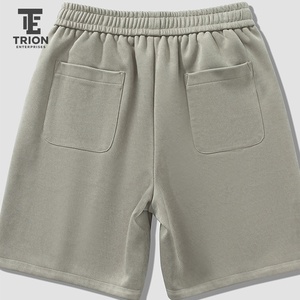 Shorts de sport en coton premium pour homme, prêts à être expédiés, style décontracté été, haute qualité, pour la gym et le fitness, design uni et simple. - Product Image 5