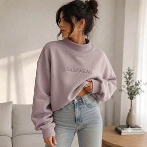 เสื้อสเวตเชิ้ตคอเต่าทรงโอเวอร์ไซส์สำหรับผู้หญิง ปักโลโก้ตัวอักษร สีม่วงอ่อน ผ้าฝ้ายถัก แขนยาว แฟชั่นฤดูใบไม้ร่วง - Product Image 1
