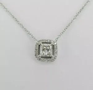 จี้เพชรจำลองทรงเจ้าหญิง 2 กะรัต สำหรับผู้หญิง ชุบไวท์โกลด์ 14k สวยงามน่าทึ่ง - Product Image 4
