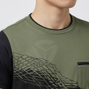 ชุดเสื้อยืดและกางเกงขาสั้นสำหรับผู้ชาย ผ้าระบายอากาศได้ดี เหมาะสำหรับการออกกำลังกาย วิ่ง กิจกรรมกลางแจ้ง และสวมใส่สบายๆ ในฤดูร้อน - Product Image 5