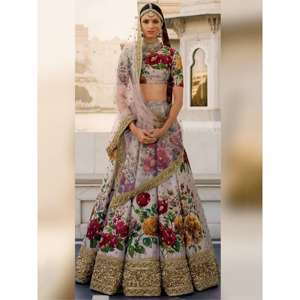 Lehenga choli ชุดปาร์ตี้ปักลายสีเทาสุดหรู - Product Image 1