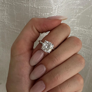 Anillo Solitario con Diamante de Laboratorio Brillante Modificado en Corte Cojín, IGI D-E-F VVS-VS, Oro y Plata, Directo de Fabricante, Inventario B2B - Product Image 3