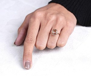 Bague de fiançailles en diamant taille coussin allongé, diamant de laboratoire, or 14 carats, bague de mariage en diamant taille coussin champagne pour cadeau - Product Image 4