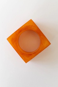 Porte-serviettes en résine de luxe moderne avec finition décorative écologique pour la table de mariage et la décoration de la maison - Product Image 3