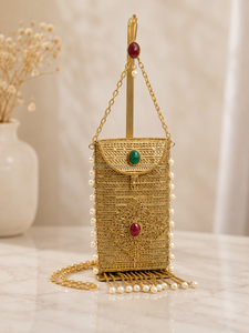 Wholesale Brass Pouch Clutch Bag with Pearl Decoration Luxury Fashion Classic Evening Party Wedding Handbag for Women - Product Image 6