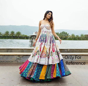 Kurta traditionnelle indienne pour femmes, spéciale Navratri, élégante, pour mariage d'hiver, en pur coton, coupe régulière, longueur genou - Product Image 1