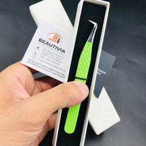 Pince à épiler professionnelle japonaise en acier inoxydable, fine, durable, pour extensions de cils, à prise ferme, verte fluo, pointue - Product Image 1