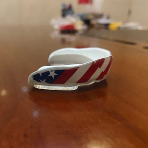 Protector Bucal Deportivo en Oferta, Protector Bucal Suave para Entrenamiento, Boxeo, Artes Marciales, Protector Bucal Delgado para Adultos y Jóvenes - Product Image 3