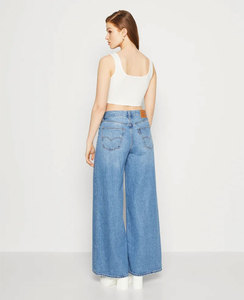 Venta al por mayor Mujeres Fitness Sin Mangas Sexy Yoga Halter Crop Shirt Transpirable Gimnasio Elástico Cómodo Sólido Tank Top - Product Image 1