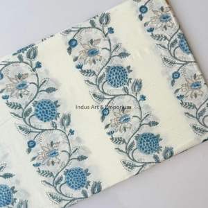 Tissu en coton imprimé traditionnel Jaipuri, coton cambriqué imprimé au bloc 60x60, tissu en coton à motifs. - Product Image 4