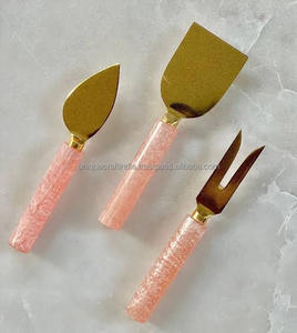 Ensemble d'outils de cuisine contemporains (3 pièces) Planches à fromage en bambou, résine et bois d'acacia Présentoirs de cuisine tendance avec emballage cadeau - Product Image 6