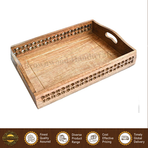 Bandeja rectangular para servir alimentos, tallada a mano, de madera de mango 100% natural, con acabado natural quemado, de fabricante indio. - Product Image 5