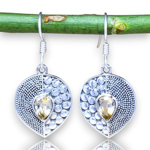 Boucles d'oreilles bohèmes personnalisées en argent sterling 925, forme poire, serties de citrine, bijoux fins faits à la main pour femmes - Product Image 1
