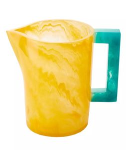 Carafe à boisson en résine à motif marbré 100% faite à la main, légère, artisanale, de haute qualité - Product Image 2