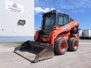 รถตักล้อยาง Kubota SSV65 ปี 2026 เครื่องยนต์ดีเซล ระบบไฮดรอลิก Eaton ควบคุมด้วย PLC ปั๊มไฮดรอลิก HYDAC มอเตอร์เกียร์ไฮดรอลิก - Product Image 2