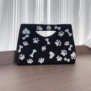 Bolso de lujo hecho a mano, perfecto para bodas y fiestas, con arte floral llamativo y acabado de bordado con cuentas de alta calidad. - Product Image 3