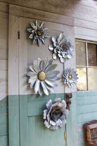 Vintage sunflower Metal Daisy Garden Stakes Outdoor Decor Simple Style Galvanized Steel for Yard - Product Image 4