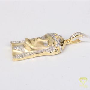 Pendentif Charme Roi Jésus de Designer avec Finition Bijoux Premium - Product Image 6