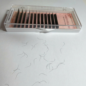 Extensiones de Pestañas de Volumen Ruso de Terciopelo Negro Mate, Hechas a Mano con Pelo Sintético, Fácil Aplicación, Suaves como la Mantequilla, Bandejas de Pestañas de Etiqueta Privada - Product Image 2