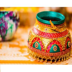 Hermoso decorado olla para Haldi ceremonia última boda Mehroon luz equipado Jaggo boda oro Embrodry Gagar - Product Image 1
