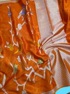Sarees de Seda Brocada de Lujo |   Exquisito Trabajo de Zari Banarasi, Ropa Étnica Tradicional India para Bodas - Product Image 4