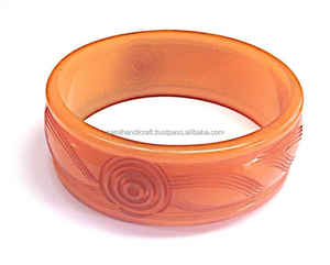 Brazaletes de resina de acero inoxidable chapados en oro con motivo de conchas de diamantes de perlas religiosas Vintage hechos a medida moda clásica de aniversario - Product Image 3