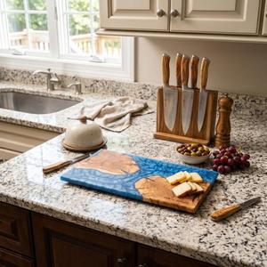 Planche à découper rectangulaire en acacia de qualité supérieure, durable, faite à la main, pour servir en cuisine, passe au lave-vaisselle, pour fruits, légumes, viande, fromage - Product Image 5