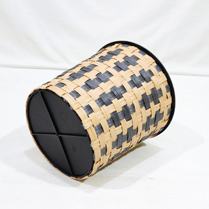 Maceta Redonda Cónica de Plástico Resistente a la Intemperie con Revestimiento Interior Sólido, en Tendencia - Product Image 2