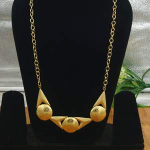 Wholesale Gold Brass Vintage <b>Statement</b> <b>Necklace</b> | Geometric Ball Pendant Chain <b>Necklace</b> for Unisex | Fashion Jewelry Gift OEM - Product Image 4