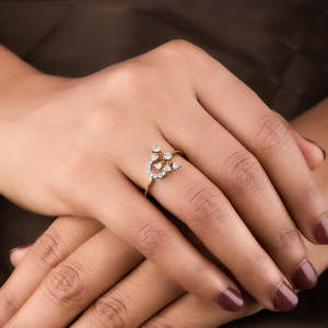 Anillo de diamantes de remolino dorado purecarat. - Product Image 5