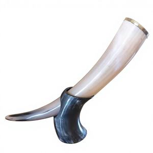 Chope à bière viking en corne de bœuf polie avec bord doré, compatible lave-vaisselle, écologique, décoration de Noël pour la maison, l'hôtel, le restaurant, le bureau - Product Image 1