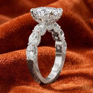Bague en argent sterling 925 avec trois pierres de moissanite en forme de poire pour femme, bijoux élégants pour fiançailles, anniversaire, style quotidien - Product Image 3