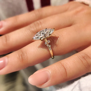 Anillo de Plata 925 con Moissanita de Alta Calidad, Elegante y Vintage, para Mujer, Joyería de Lujo, Regalo de Boda o Compromiso Disponible - Product Image 2