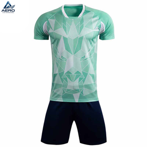 Uniforme de Fútbol para Hombre 2026, Diseño Único, Servicio OEM, Hecho en Pakistán, Impresión Sublimada, Alta Calidad, Buena Venta - Product Image 1