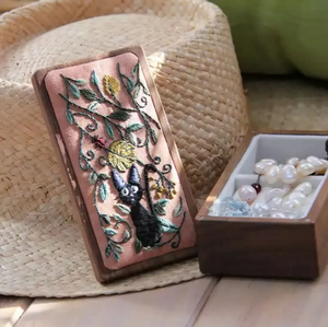 Caja de Regalo de Dulces Bordada de Lujo Estilo Vintage, Personalizable con Diseño Propio, Lista para Enviar, Hecha en India para Cualquier Ocasión - Product Image 3