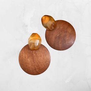 Boucles d'oreilles en disque de bois avec capuchons de perles en ambre, design grain de bois naturel, composants de bijoux pour la création et les accessoires - Product Image 2