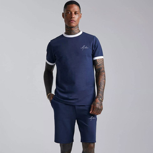 Conjunto de camiseta y pantalones cortos de verano de alta calidad con logotipo y diseño personalizados, conjuntos de pantalones cortos y camiseta para hombre, conjunto de pantalones cortos y camiseta para hombre - Product Image 1