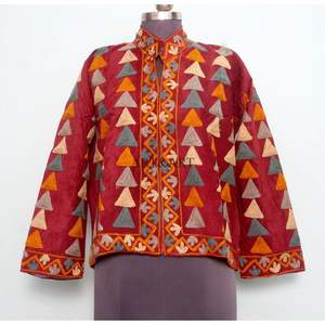 Veste courte brodée à la main en cotisse, style ethnique, pour l'hiver – Vêtements d'extérieur traditionnels et tendance pour femme, vente en gros - Product Image 1